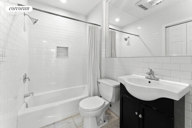 Foto del edificio - 944 Pacific St