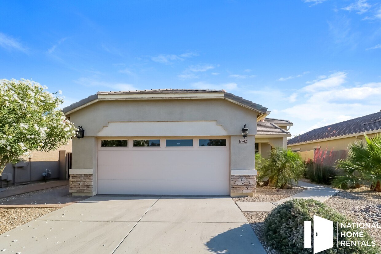 17742 W Ironwood St, Surprise, AZ 85388 House for Rent in Surprise