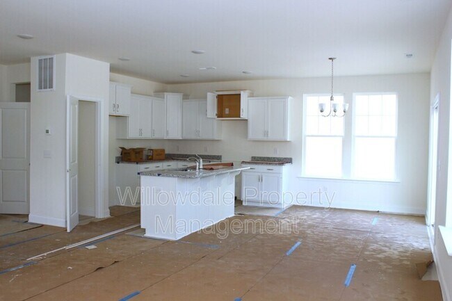 Foto del edificio - 1212 Weavers Trce Dr