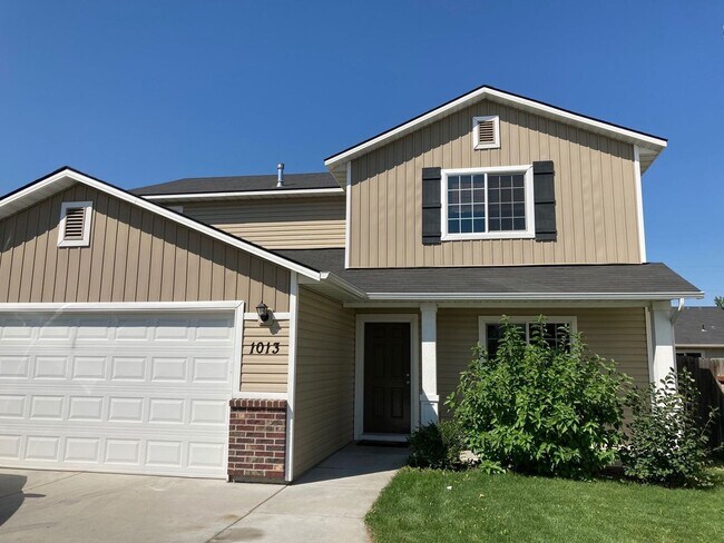 Foto del edificio - 1013 Dove~2 of 4 Bedrooms Have En Suite Ba...