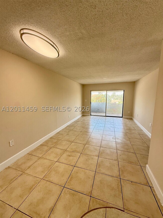 Building Photo - 1755 W 60th St