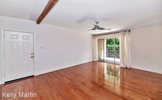 Foto del edificio - 2 br, 2 bath House - 2233 E Highland Ave 219