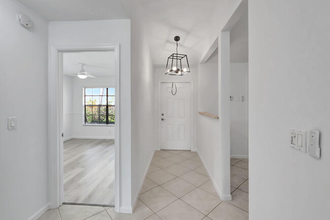 Foto del edificio - 406 Cottonwood Pl