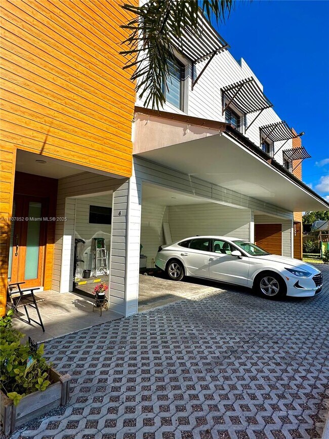 Foto del edificio - 937 NW 10th St