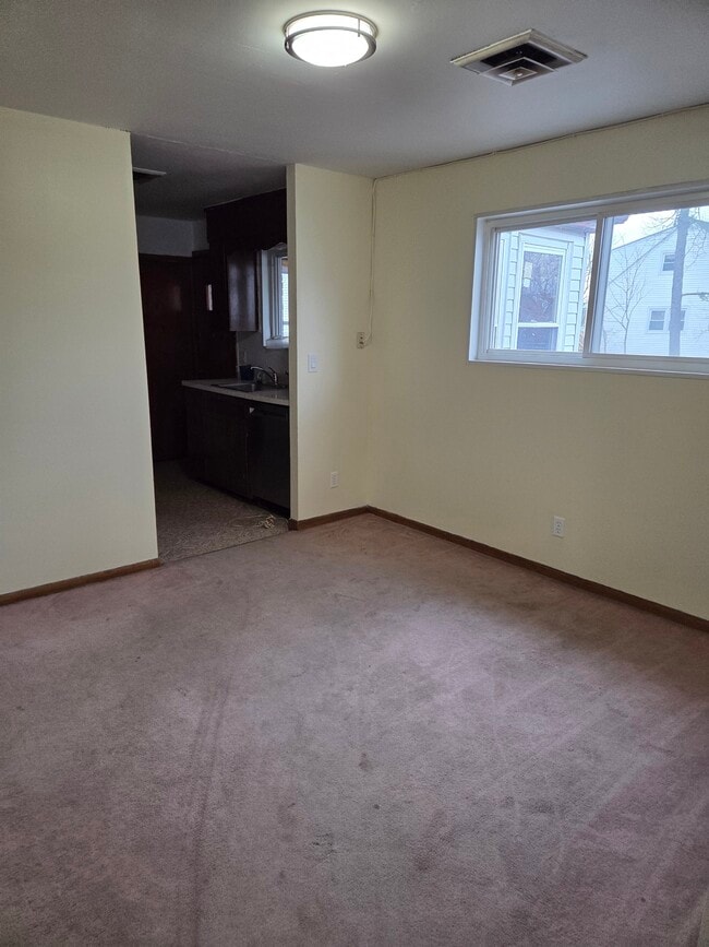 Dining Room - 86 Nottinghill Rd