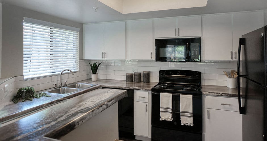 The Enclave Apartment Homes