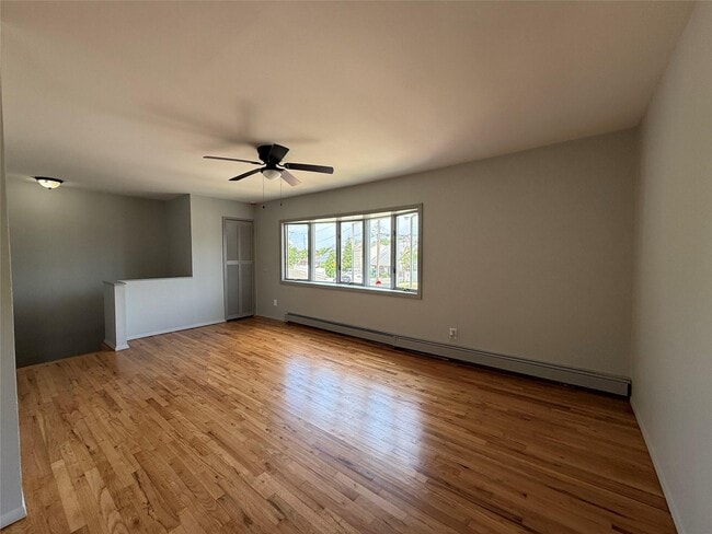 Building Photo - 200 Nassau Ln