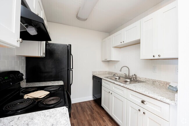 1 dormitorio, 1 baño, estilo Cape Cod (actualización en color blanco), 650 pies cuadrados - The Breakers Apartments