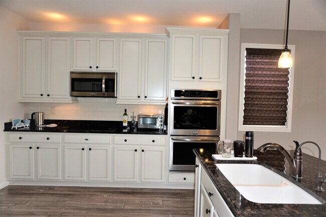 Foto del edificio - 11161 Sweetstem Ct