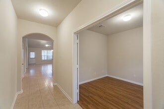 Building Photo - 78 E Heritage Mill Cir