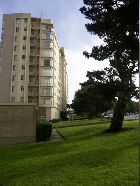 Building Photo - University Park