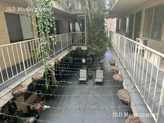 Foto del edificio - 4260 44th St