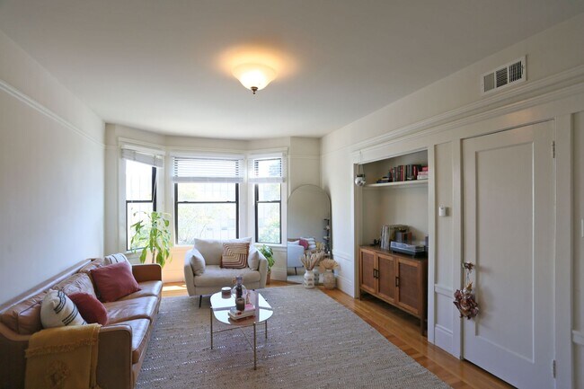 Foto del edificio - 3910 Sacramento St