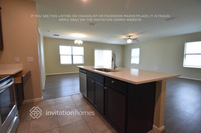 Foto del edificio - 4414 Magenta Isles Dr
