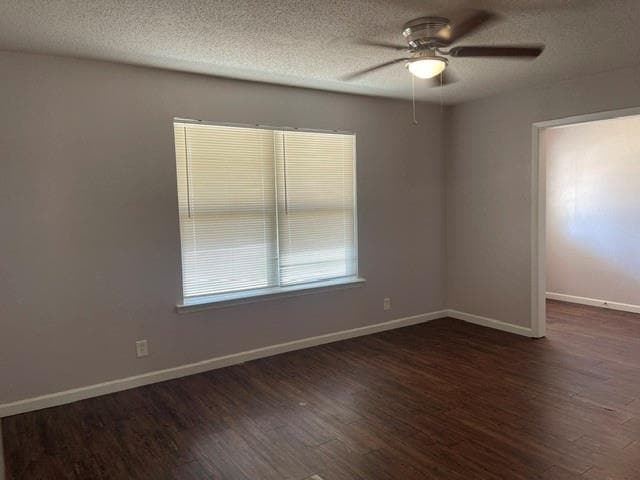 Building Photo - 2232 Shady Brook Dr
