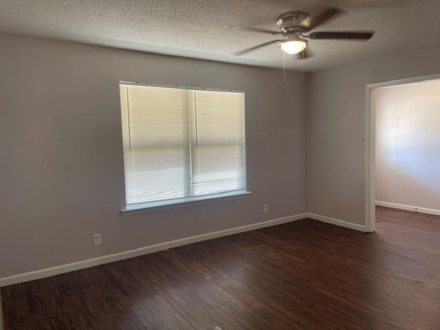 Foto del edificio - 2232 Shady Brook Dr