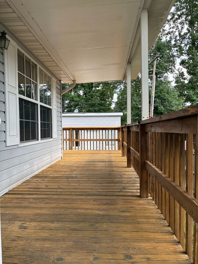 Building Photo - North Beach Bungalow