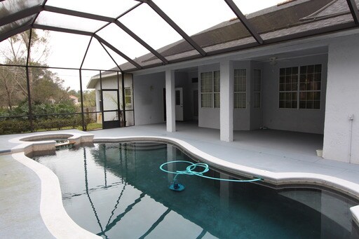 Building Photo - 327 Doyle Rd