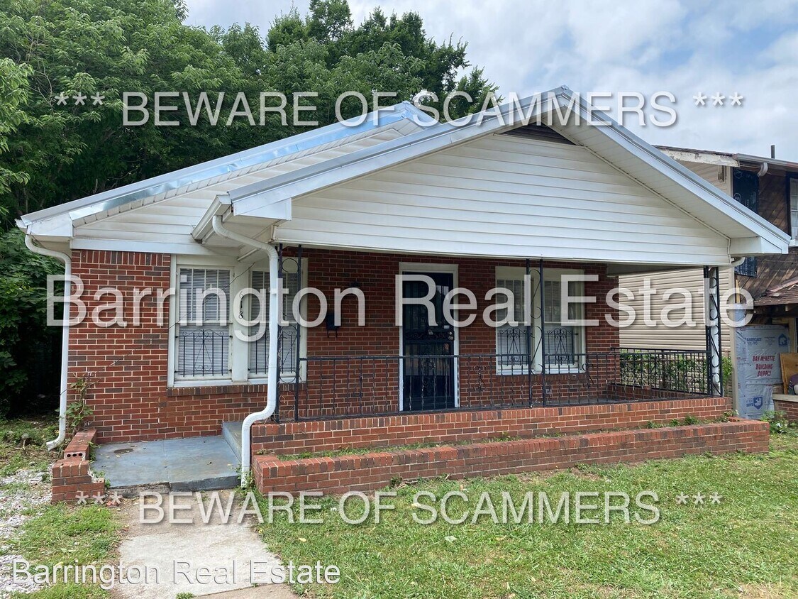 Primary Photo - 3 br, 1 bath House - 618 Center Street