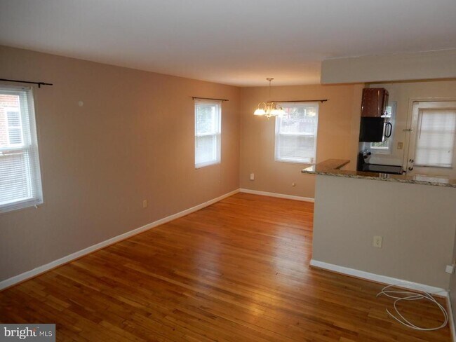 Foto del edificio - 2227 Arlington Terrace