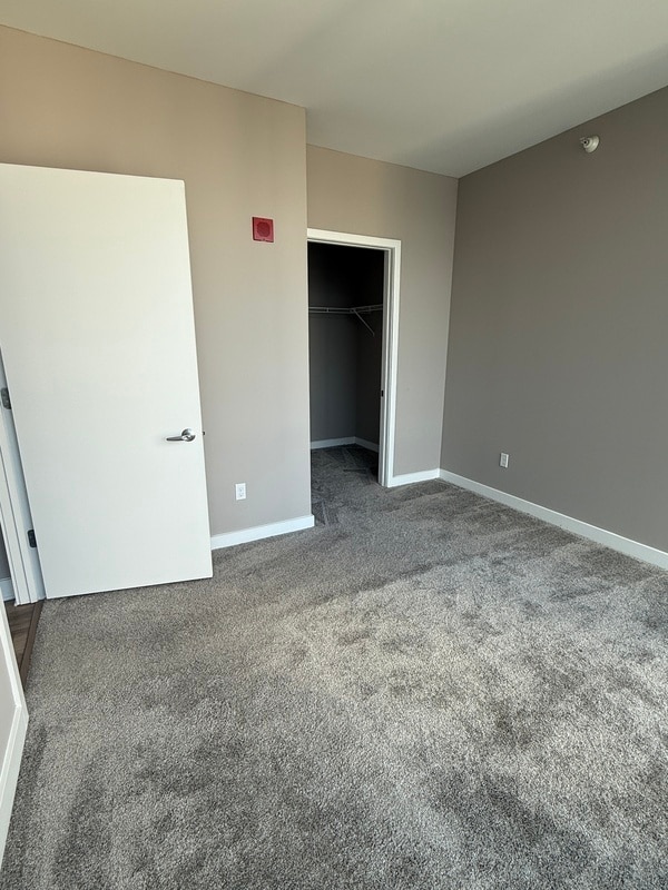 Foto del edificio - 11 W Grand Ave