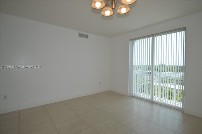 Foto del edificio - 7275 SW 90th Way