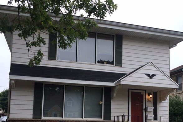 3412 S 38th St - 3412-3414 S 38th St