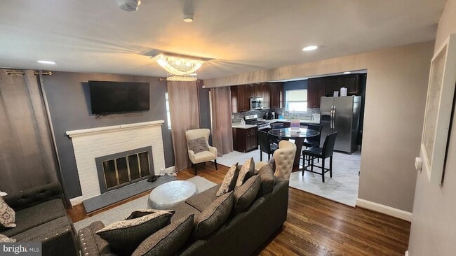 Building Photo - 6223 58th Ave