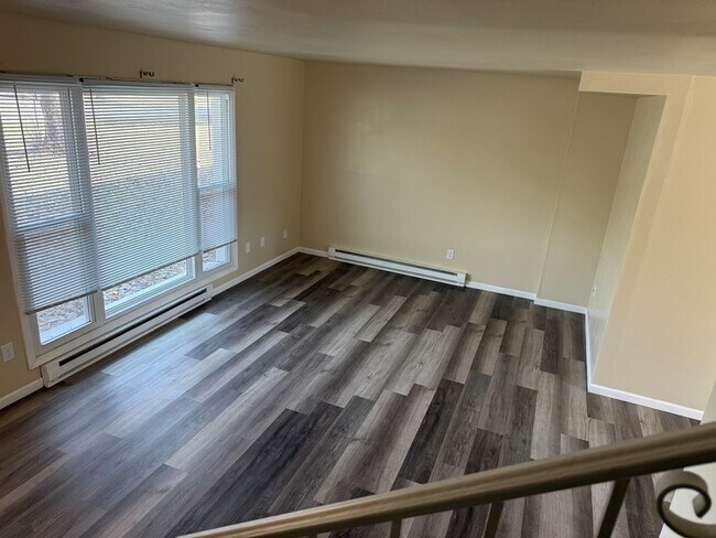 Building Photo - 715 S Timmers Ln