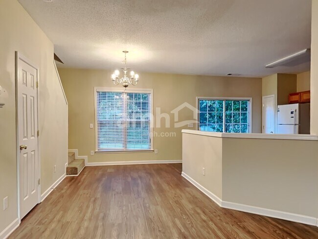 Foto del edificio - 1134 Dunedin Trl