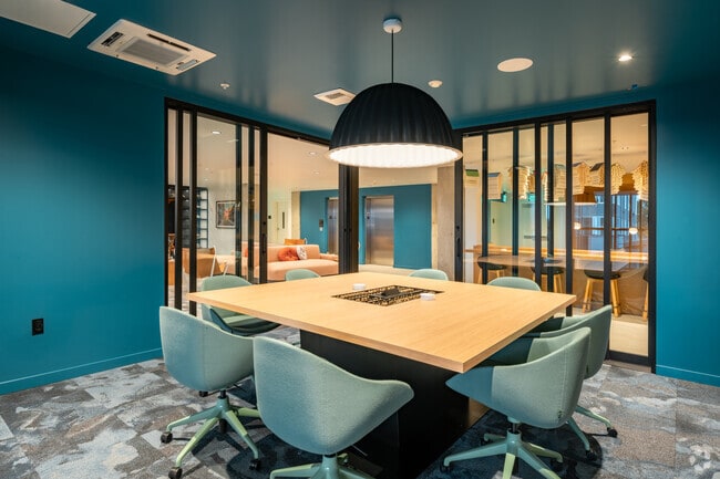 Co-Work Lounge - Jackson Apartments