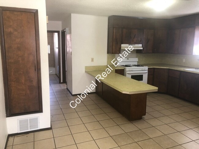 Foto del edificio - Spacious 1 bedroom 1 bathroom apartment.