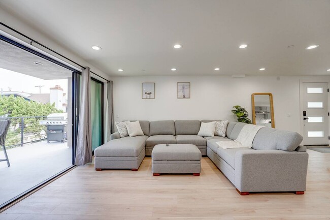 Foto del edificio - 827 Island Ct