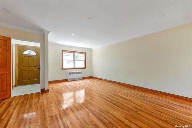 Building Photo - 147-43-147-78 78th Ave