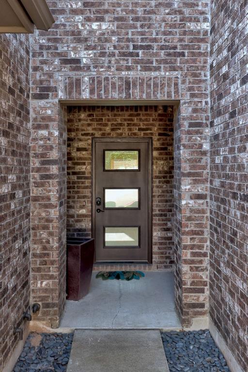 Foto del edificio - 2304 S Lakeline Blvd