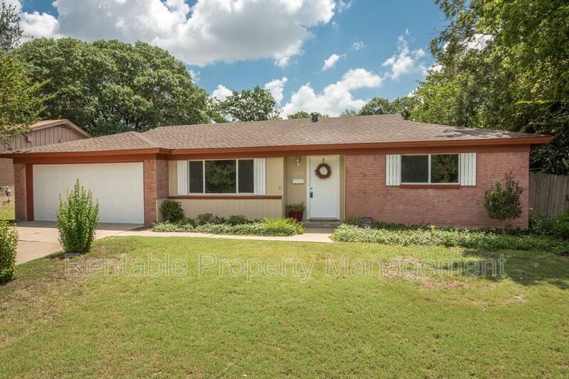 Primary Photo - 5209 Rector Ave