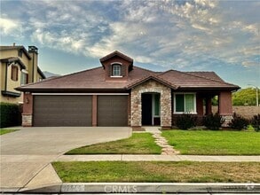 Building Photo - 12866 Crestfield Ct