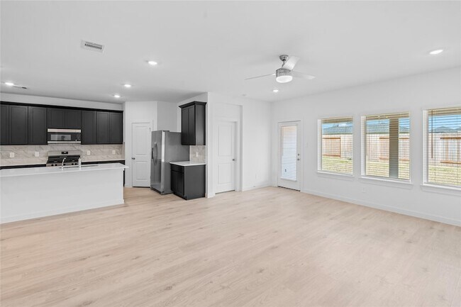 Foto del edificio - 30618 Wicklow Gdns Dr