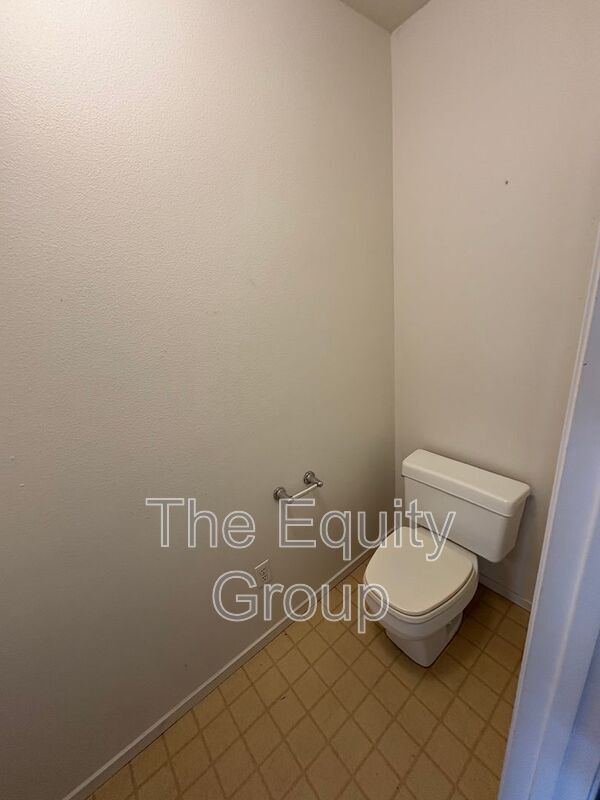 Foto del edificio - 5503 W Sweet Dr