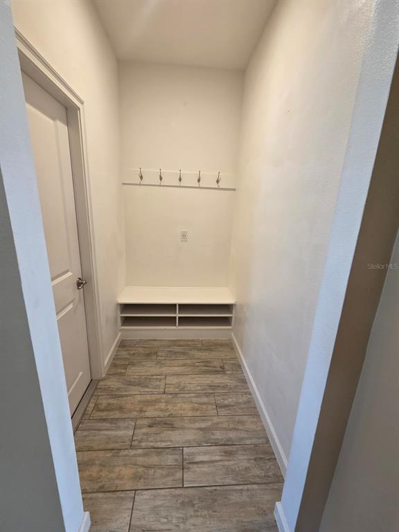 Building Photo - 1116 Hendon Lp