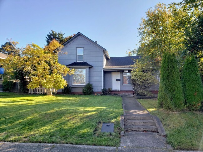 Foto del edificio - 2516 Dean Ave
