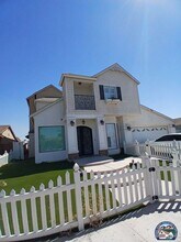 Building Photo - 257 Driftwood Dr