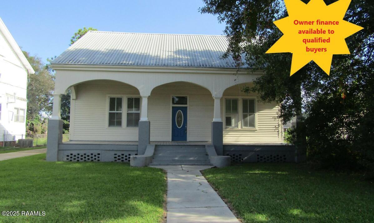 Primary Photo - 617 Julia St