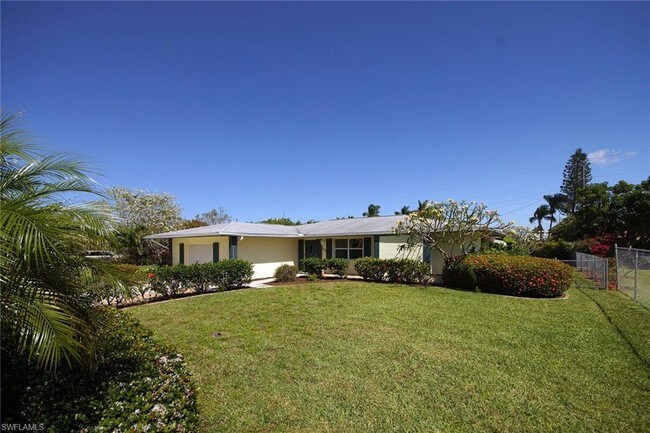 Building Photo - 615 Coral Dr