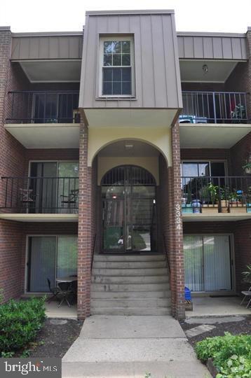 Building Photo - 3334 Woodburn Village Dr