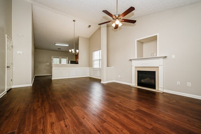 Building Photo - 1447 Wilshire Way