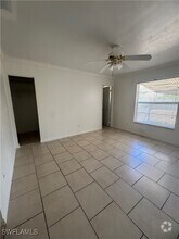 Building Photo - 110 Contee Dr