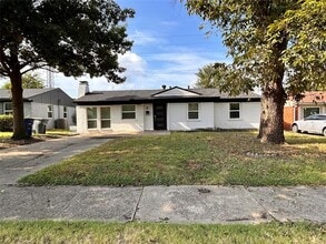 Building Photo - 2707 El Capitan Dr
