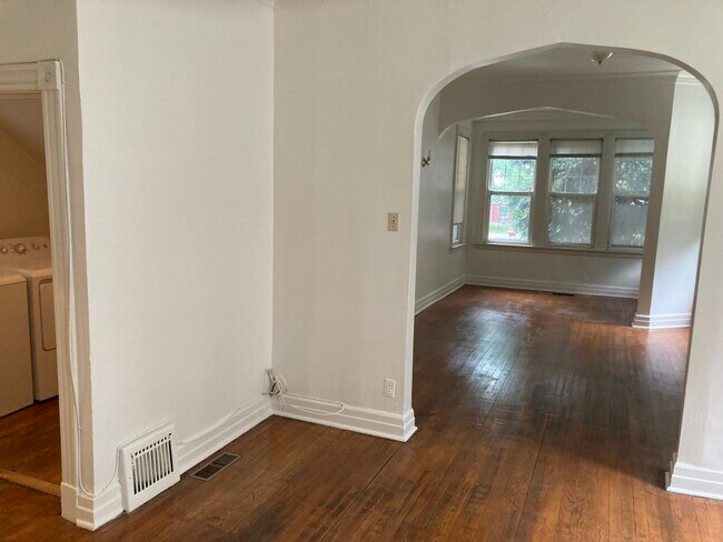 Sala de estar/comedor - 1825 W Addison St