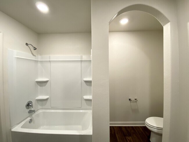 Building Photo - 3969 Northaven Trail